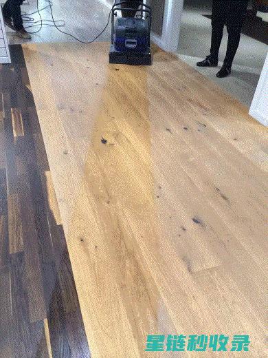 木地板保养全解析：从新手到专家的全面指导 (木地板保养全过程视频)
